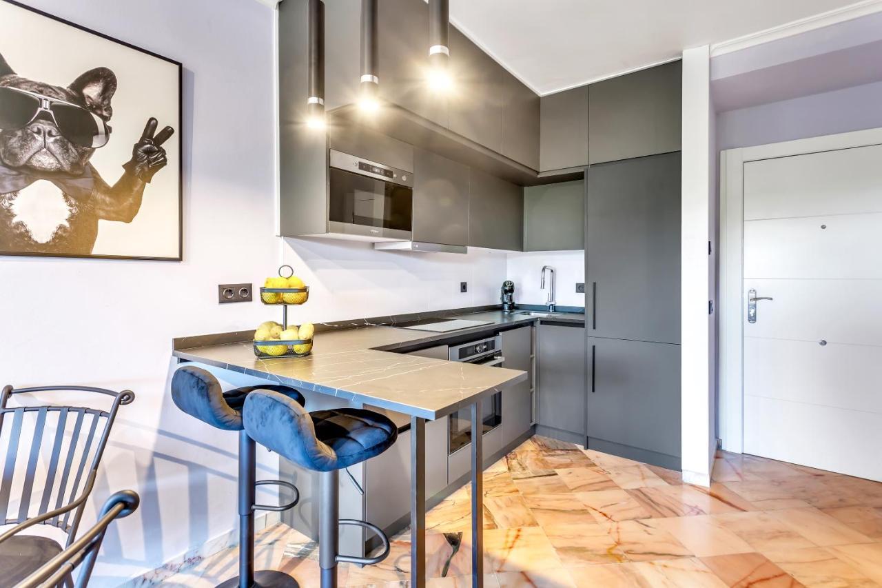 Super2Beachfront Μαρμπέλλα Εξωτερικό φωτογραφία
