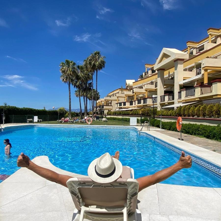 Super2Beachfront Μαρμπέλλα Εξωτερικό φωτογραφία