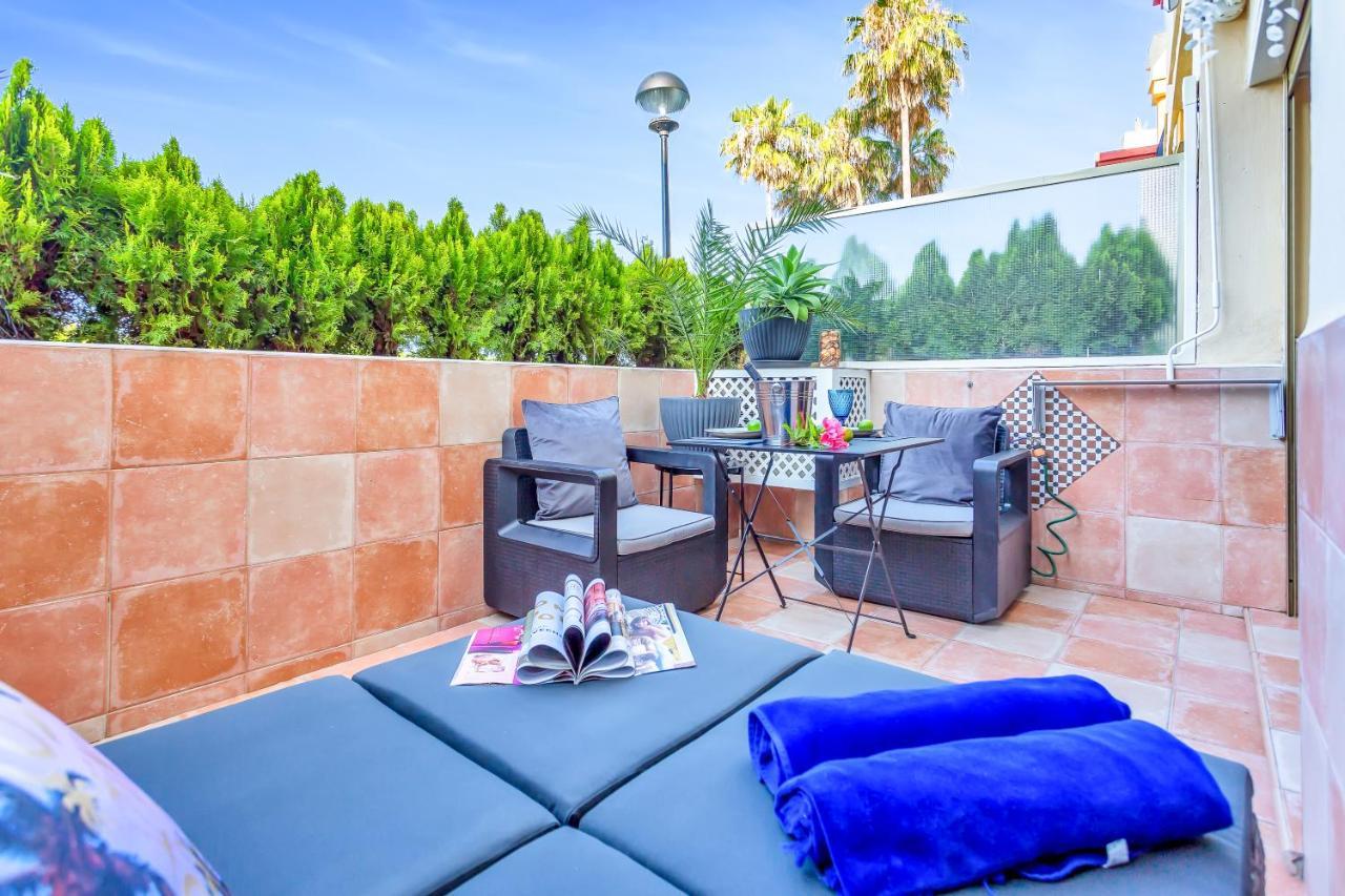 Super2Beachfront Μαρμπέλλα Εξωτερικό φωτογραφία