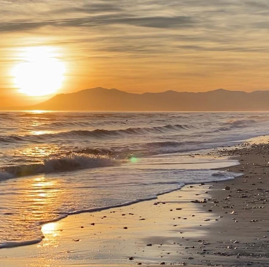 Super2Beachfront Μαρμπέλλα Εξωτερικό φωτογραφία