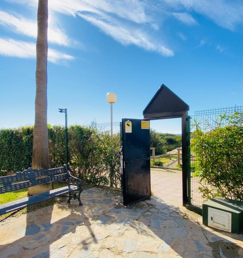 Super2Beachfront Μαρμπέλλα Εξωτερικό φωτογραφία