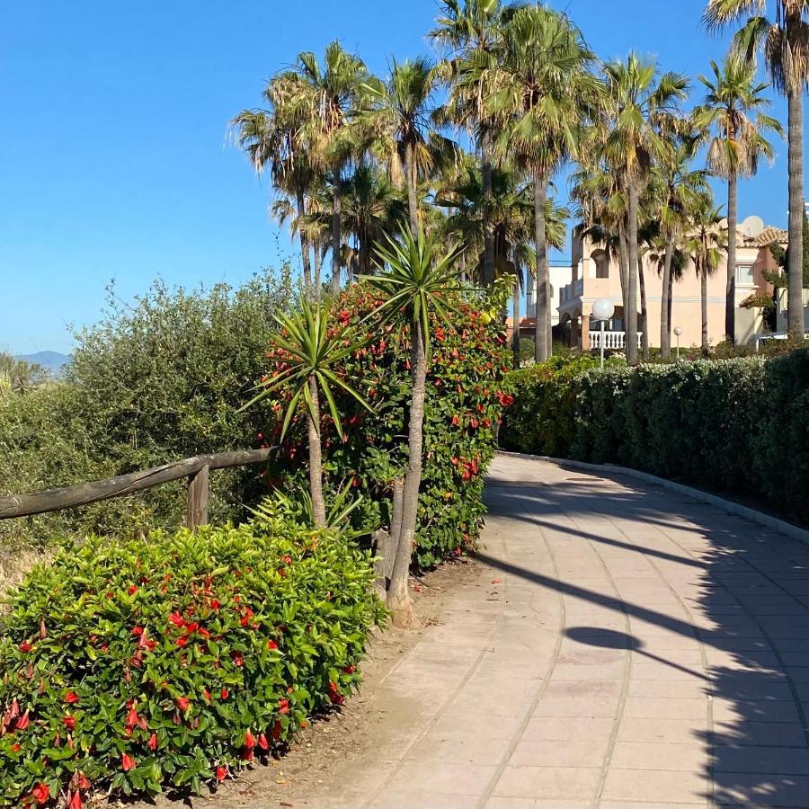 Super2Beachfront Μαρμπέλλα Εξωτερικό φωτογραφία