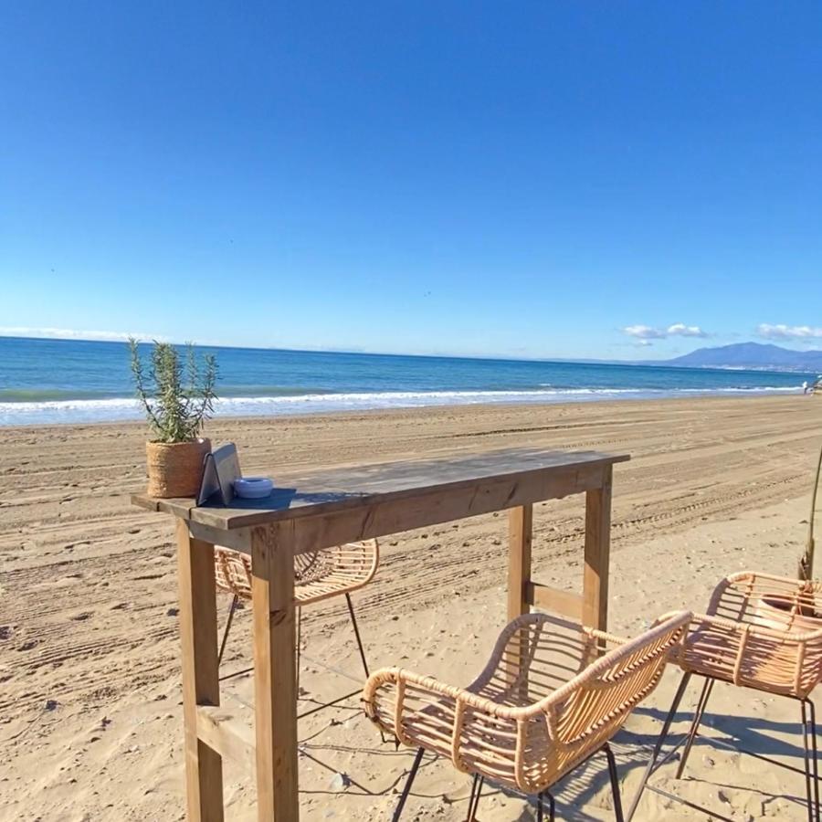 Super2Beachfront Μαρμπέλλα Εξωτερικό φωτογραφία